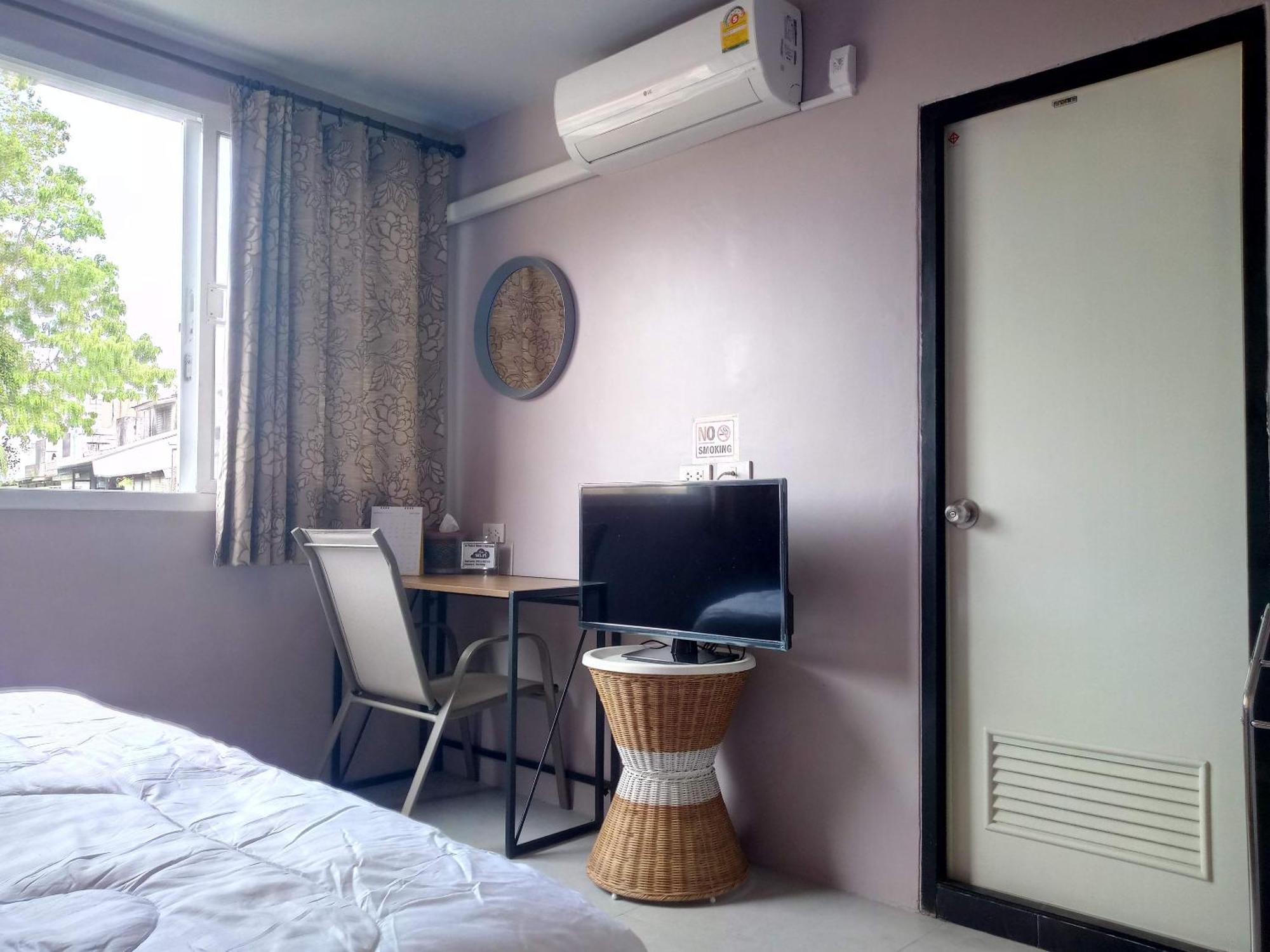 Hotel In Phuket House Exterior foto