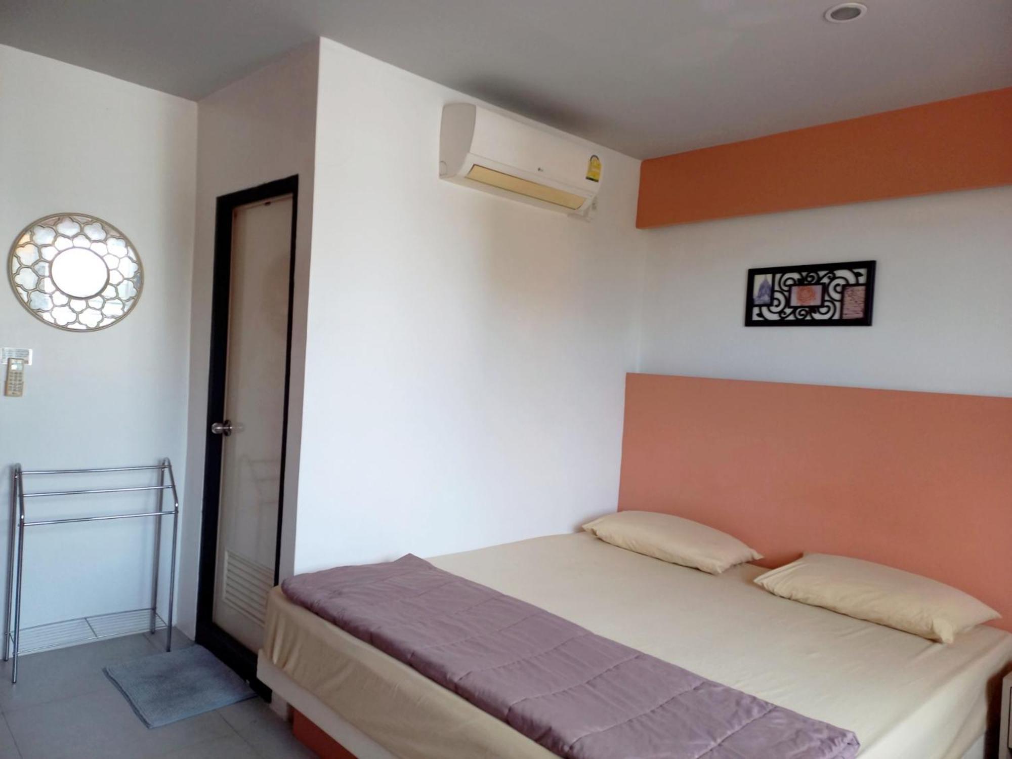 Hotel In Phuket House Exterior foto